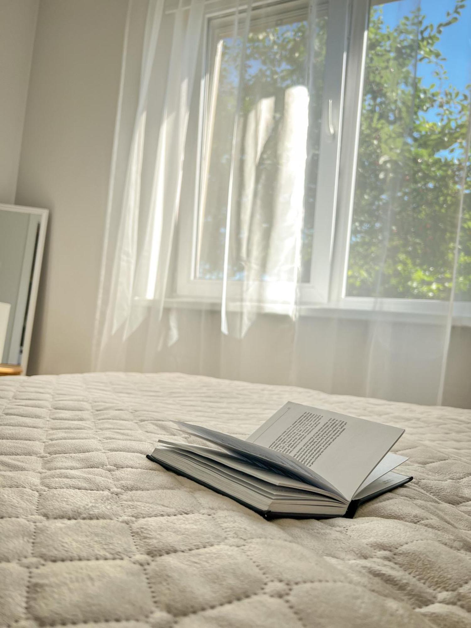 Oakwood Park Apartment Каунас Экстерьер фото